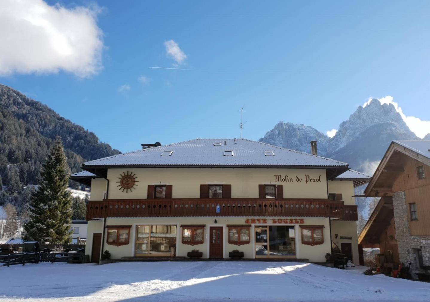 La Casa Del Mulino Leilighet Pozza di Fassa Eksteriør bilde